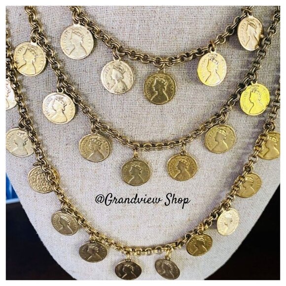 💜 Stella & Dot Rio Triple Strand Gold Coin Necklace - Picture 2 of 8